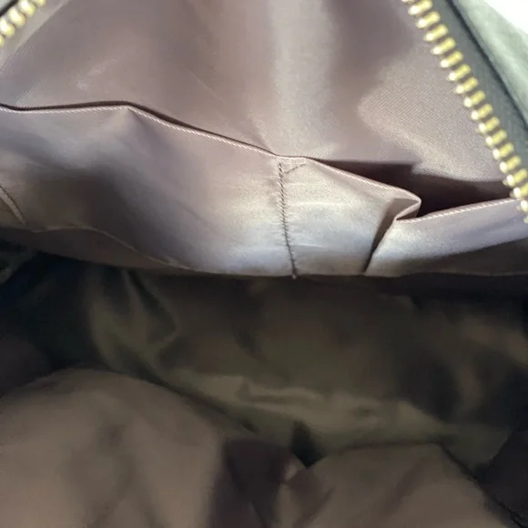 Brand NEW Camden Convertible Backpack in Black 🖤 - Picture 6 of 15